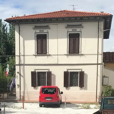 Pensionat Affitta Dai Lupi Pisa